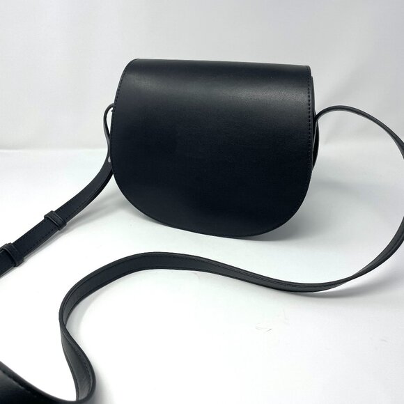 Uniqlo Saddle Shoulder Bag 2021, Crossbody Imitation Leather - Picture 1 of 16